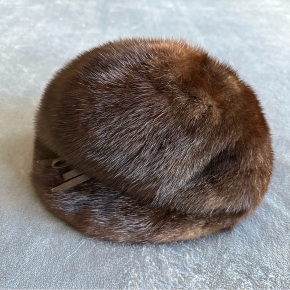 Vintage Mitvalsky's Furs Luxurious Elegant Brown Mink Fur Beret Hat - Picture 5 of 7